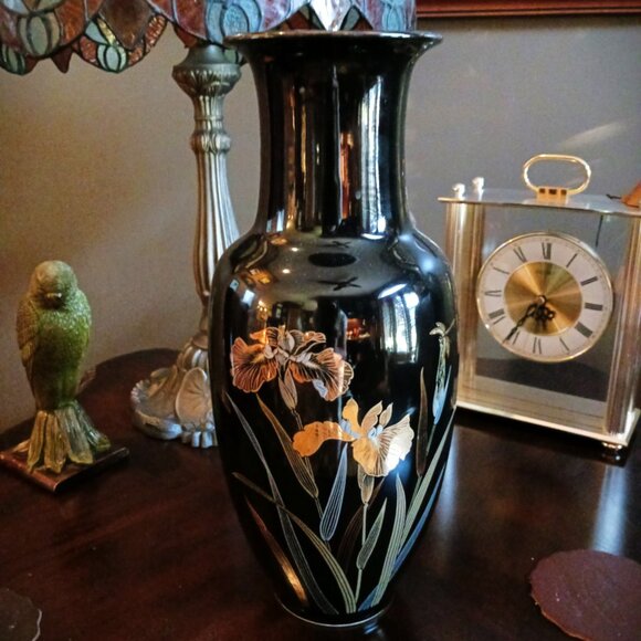 LARGE 14.5" High JAPANESE Black and gold ornamental vase vintage - Picture 5 of 6